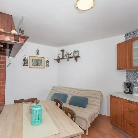 Robinson Erina * Zarače