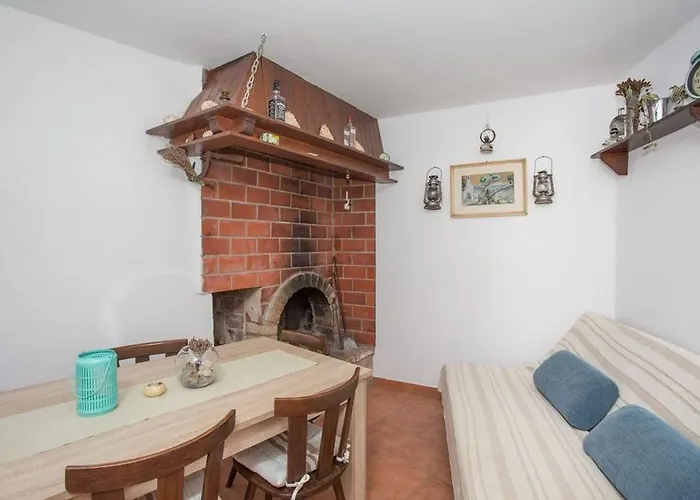 Apartament Robinson Erina Zarače