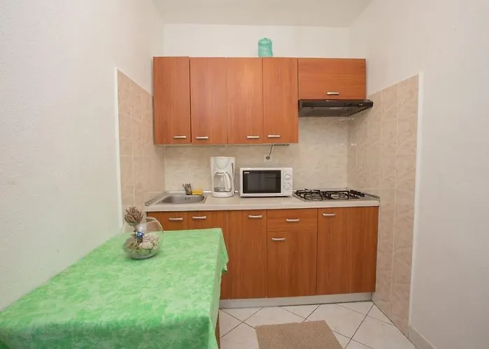 Robinson Erina Apartament Zarače