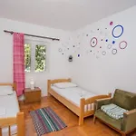 Robinson Erina Apartamento
