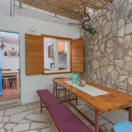 Robinson Erina Apartament Zarače